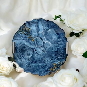 Blue epoxy resin tray, handmade geode design, decorative tray, vanity tray, housewarming gift, geode functional art