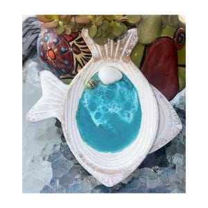 Coastal Resin Dish Ocean Inspired Decorative Tray with Seashells, Beach Theme Home Decor