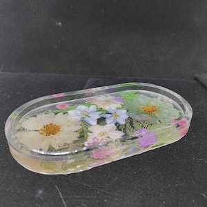 Handmade Dried Flower Resin Tray: Blue, White & Pink Decor
